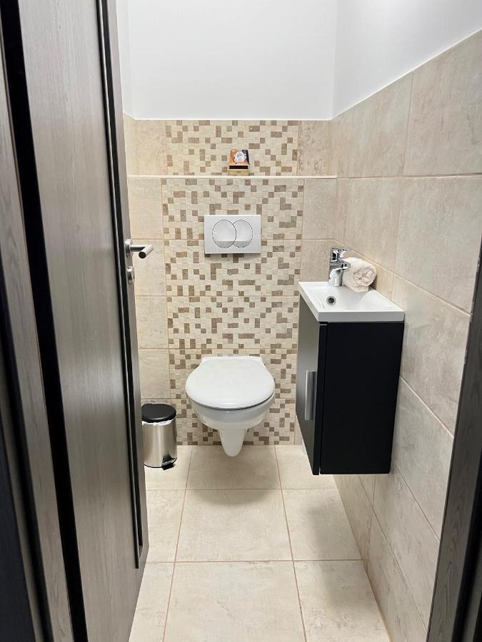 Sunsuite Szeged Exteriör bild